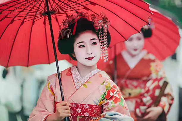 What do you dream about Geisha?