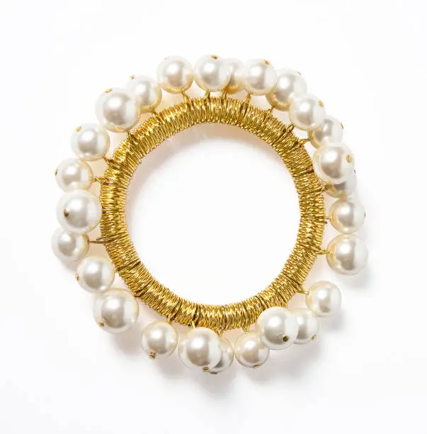 What do you dream about Pearls?